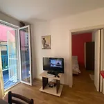Violet Garden 2 Veranda ساني بيتش