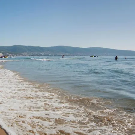 Apartament Violet Garden 2 Veranda Sunny Beach