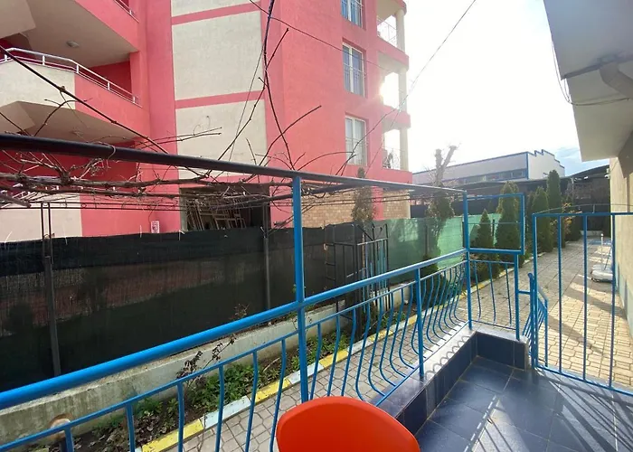 Violet Garden 2 Veranda Сонячний Берег