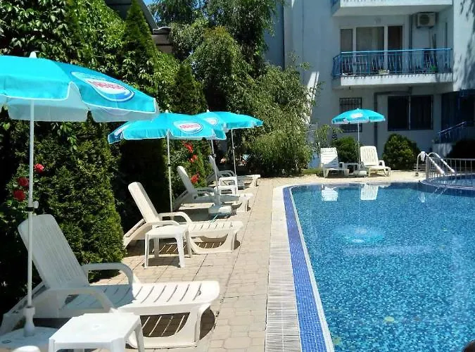 Violet Garden 2 Veranda Апартаменти