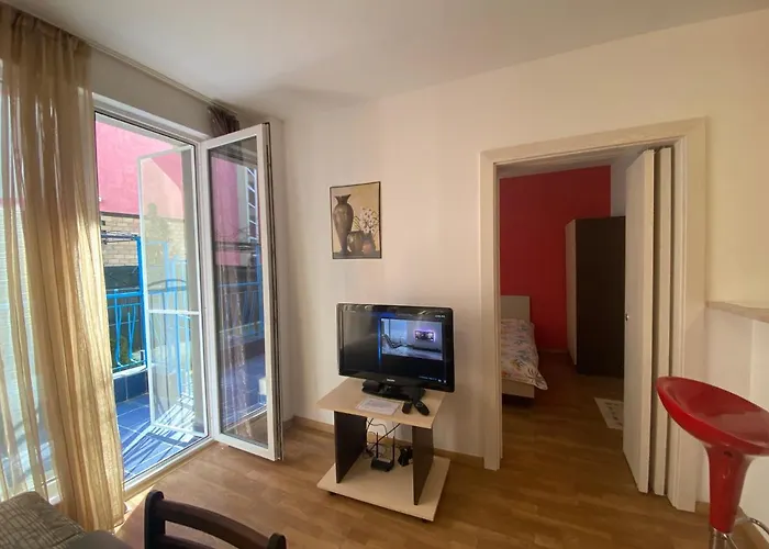 Violet Garden 2 Veranda Сонячний Берег