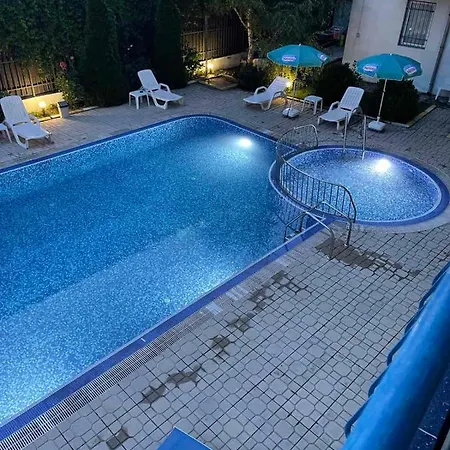 Apartment Violet Garden 2 Veranda Sunny Beach